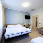 Hotell Roudna 3*