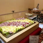 Roudna Hotell 3*