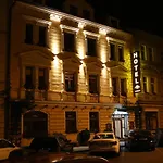 Hotell Roudna 3*