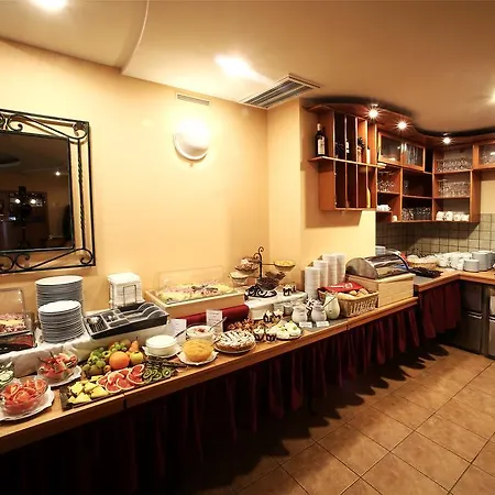 Roudna Hotel