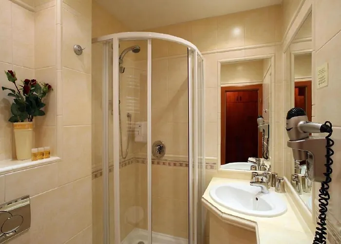 Roudna Hotel