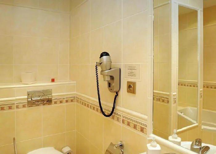 Roudna Hotel