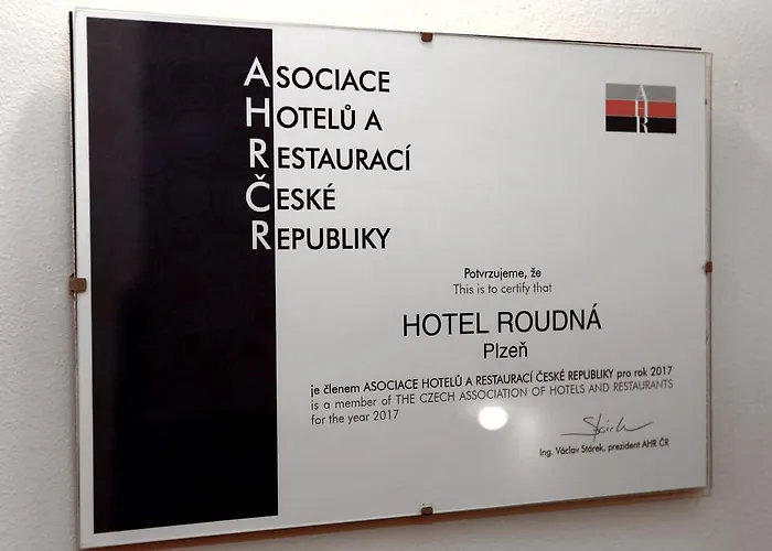Roudna Hotel 3*